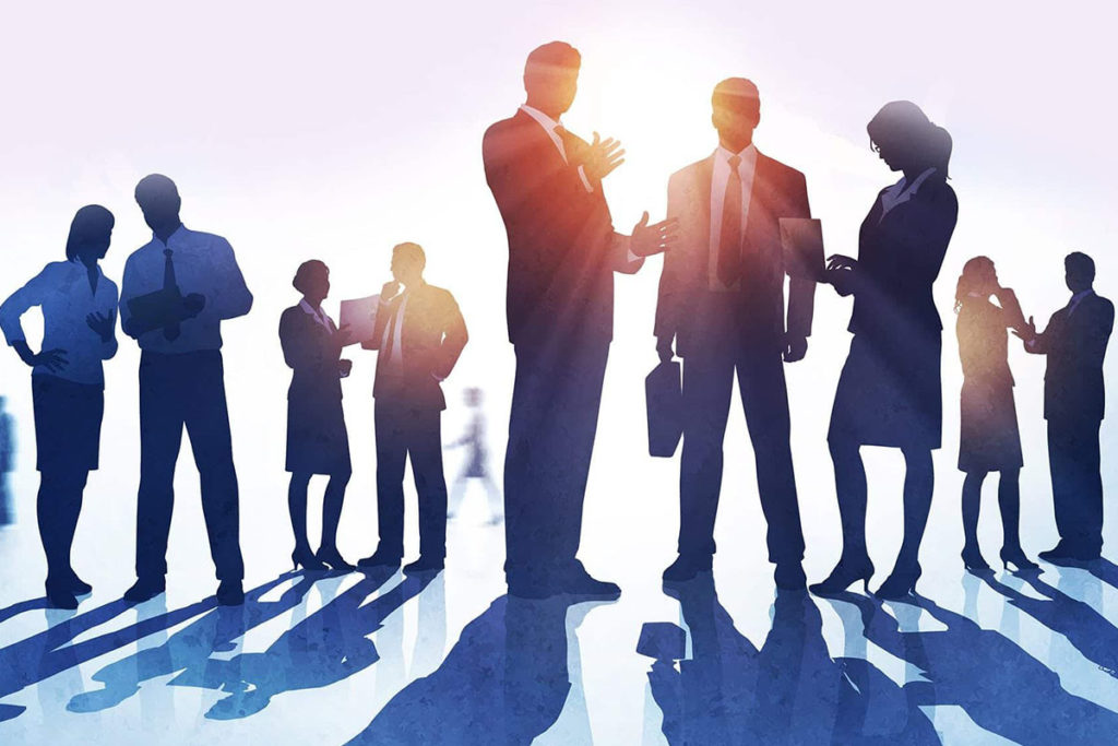 Заместитель директора по персоналу